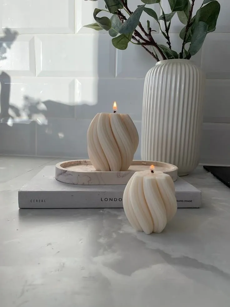 XL Spiral Candle